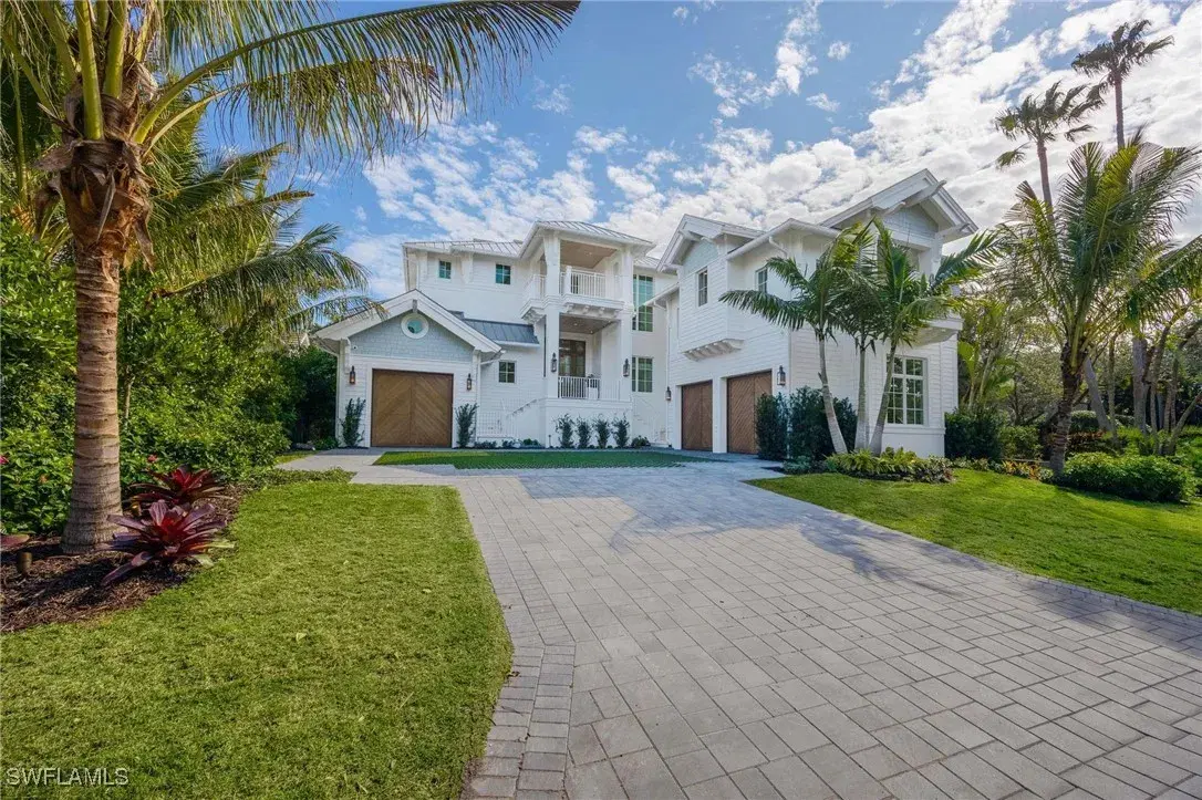Picture of 3295 Gordon Dr, Naples, FL 34102