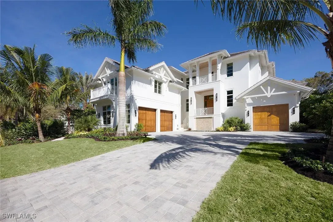 Picture of 3277 Gordon Dr, Naples, FL 34102