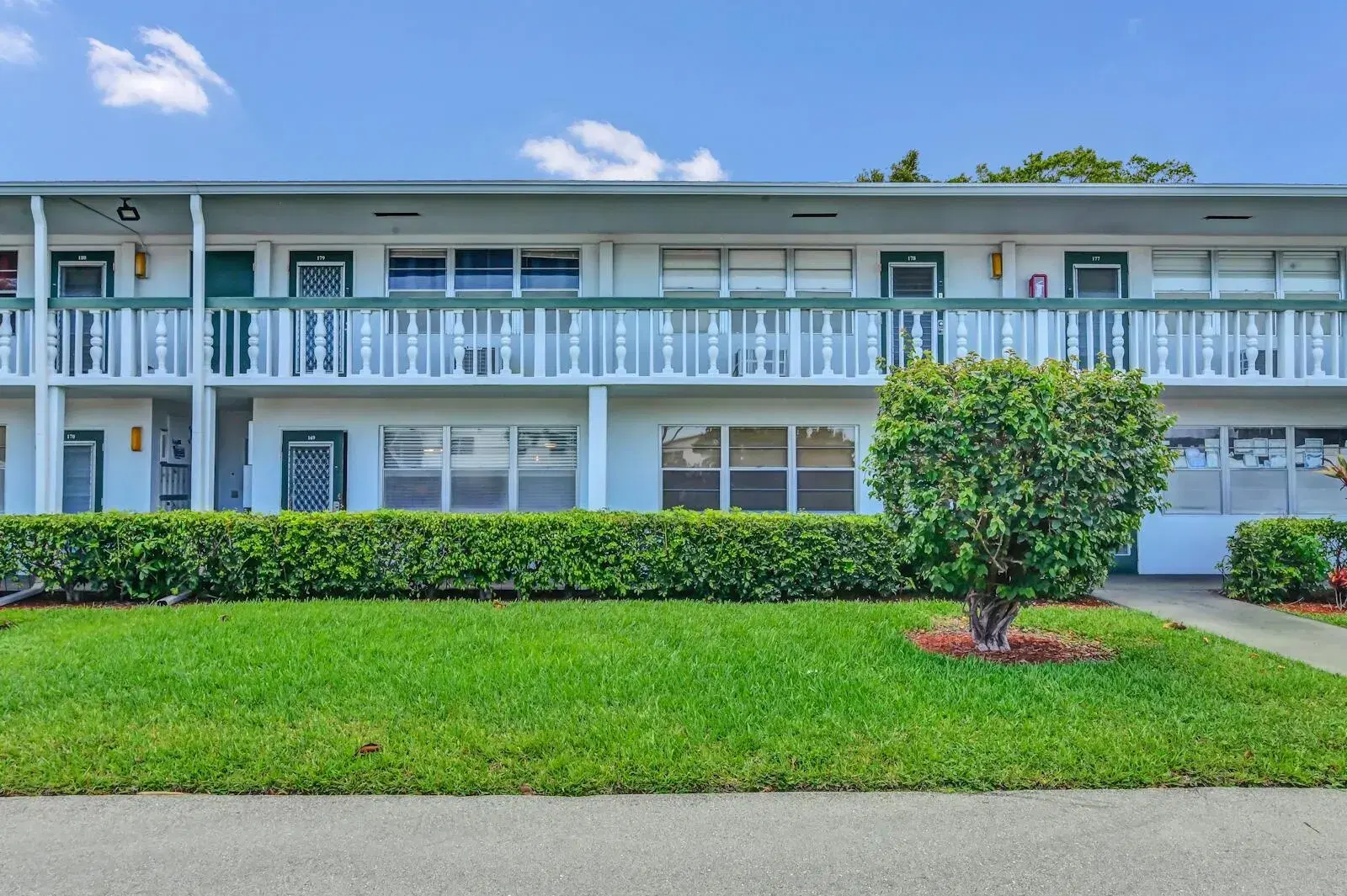 Picture of 169 Oakridge L 169, Deerfield Beach, FL 33442