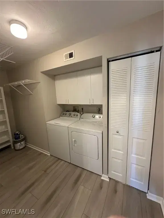 Picture of 4200 Looking Glass Ln 4202, Naples FL 34112