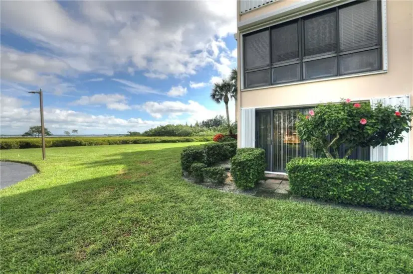 Picture of 6155 S Mirror Lake Drive 103, Sebastian FL 32958