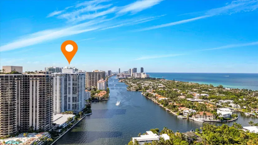 Picture of 19707 Turnberry Way 9J, Aventura FL 33180