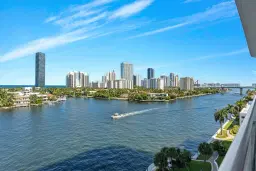 Picture of 19707 Turnberry Way 9J, Aventura, FL 33180