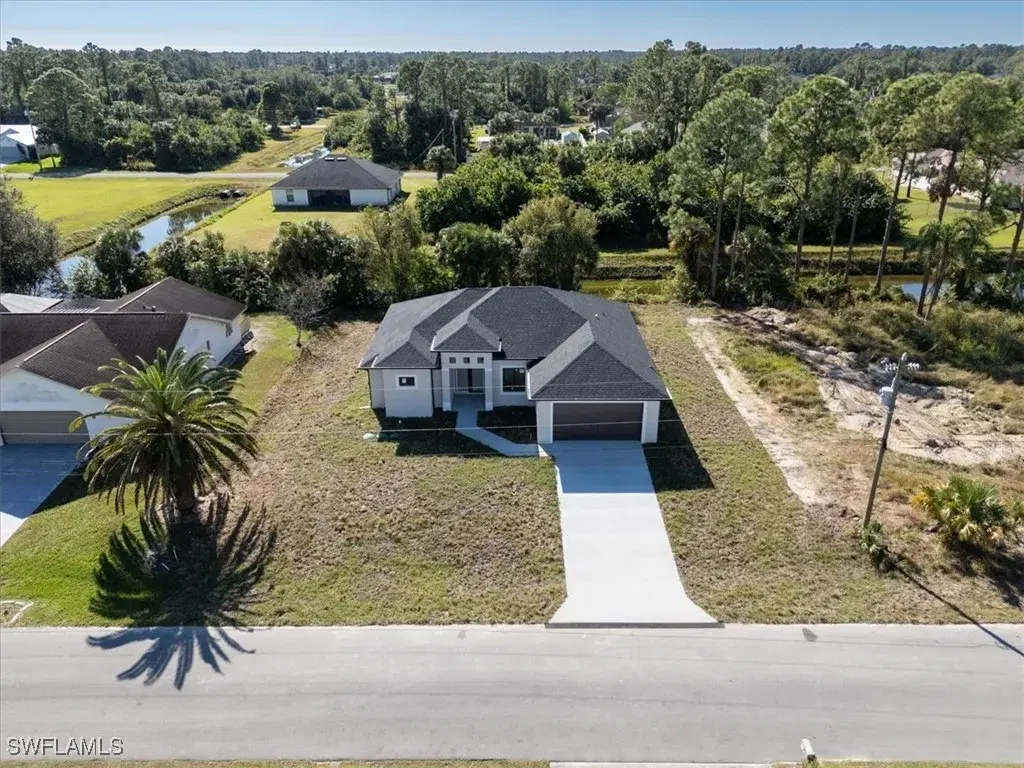 Picture of 1436 Graham Cir, Lehigh Acres, FL 33936