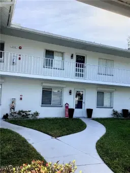 Picture of 132 Belina Dr 204, Naples, FL 34104