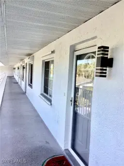 Picture of 132 Belina Dr 204, Naples, FL 34104
