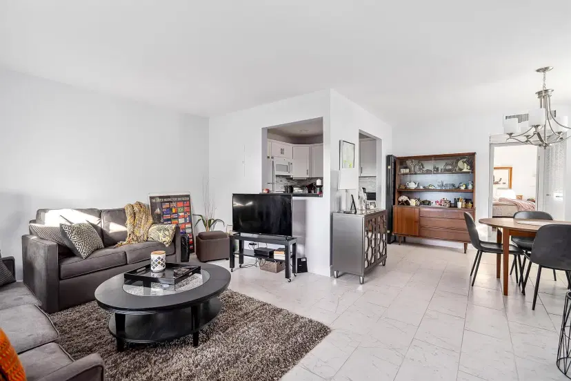 Picture of 267 Saxony F, Delray Beach FL 33446