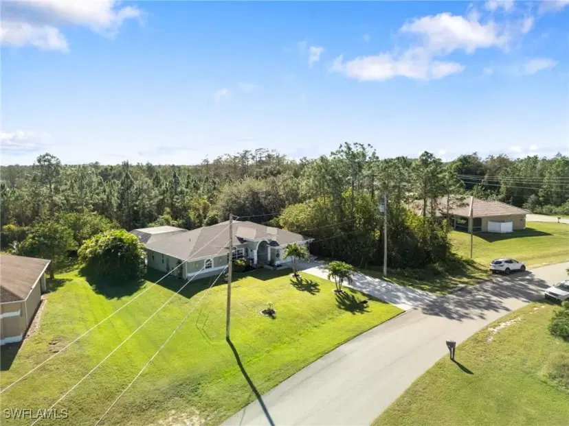 Picture of 771 Halsey Ave, Lehigh Acres FL 33974