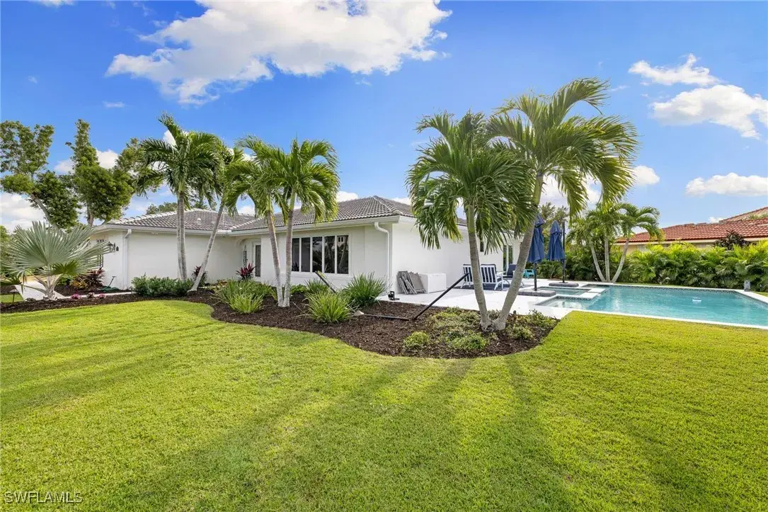 Picture of 979 Whelk Dr, Sanibel, FL 33957