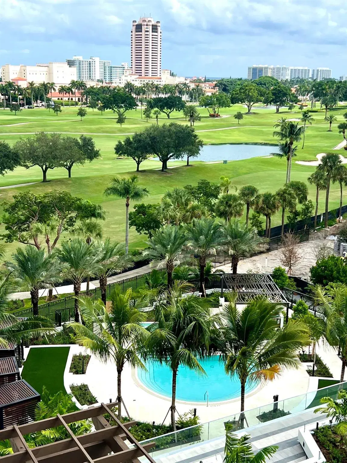 Picture of 210 SE Mizner Boulevard 603, Boca Raton, FL 33432