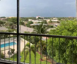 Picture of 505 Spencer Drive 410, West Palm Beach, FL 33409