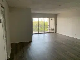 Picture of 505 Spencer Drive 410, West Palm Beach, FL 33409