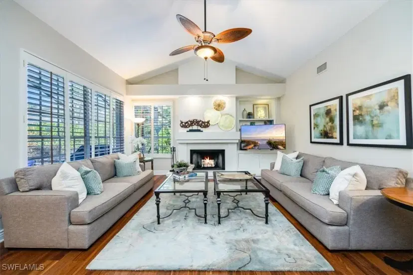 Picture of 807 Turkey Oak Ln, Naples FL 34108