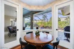 Picture of 807 Turkey Oak Ln, Naples, FL 34108