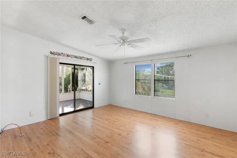 Picture of 245 Grosbeak Ln, Naples FL 34114