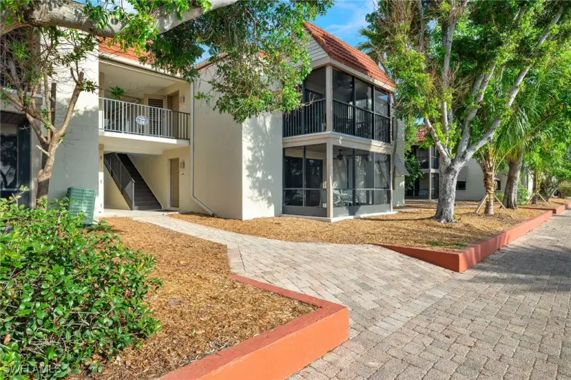 Picture of 845 E Gulf Dr 1422, Sanibel FL 33957