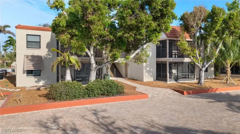 Picture of 845 E Gulf Dr 1422, Sanibel FL 33957