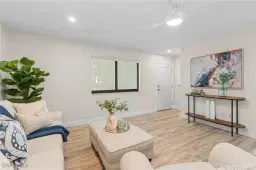 Picture of 788 Park Shore Dr F17, Naples, FL 34103