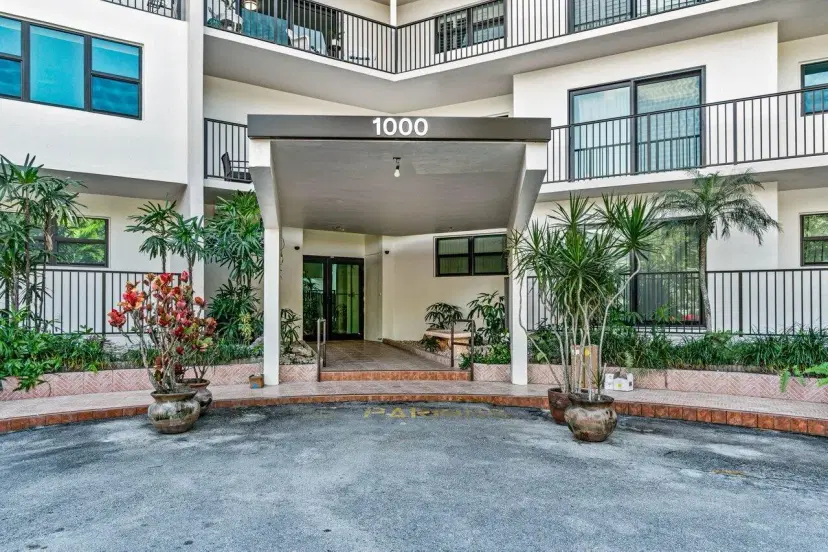 Picture of 1000 River Reach Drive 115, Fort Lauderdale FL 33315