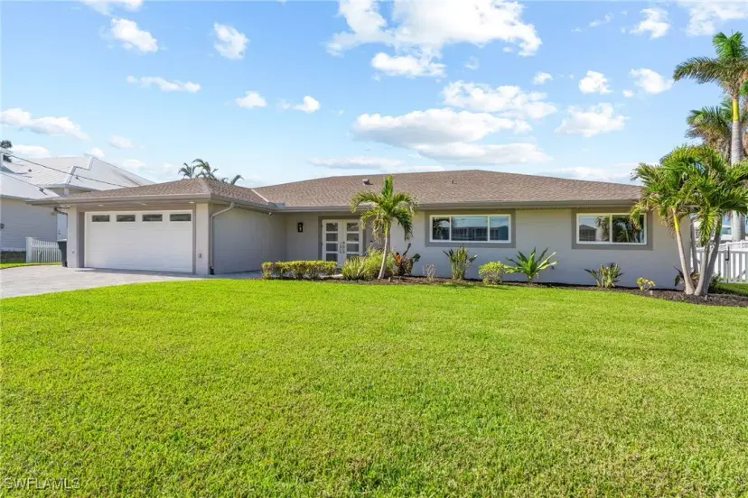 Picture of 18548 Cutlass Dr, Fort Myers Beach FL 33931