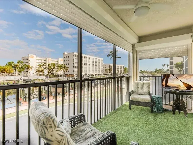 Picture of 4421 Bay Beach Ln 614, Fort Myers Beach FL 33931
