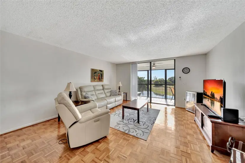Picture of 3591 N Environ Blvd A405, Lauderhill FL 33319
