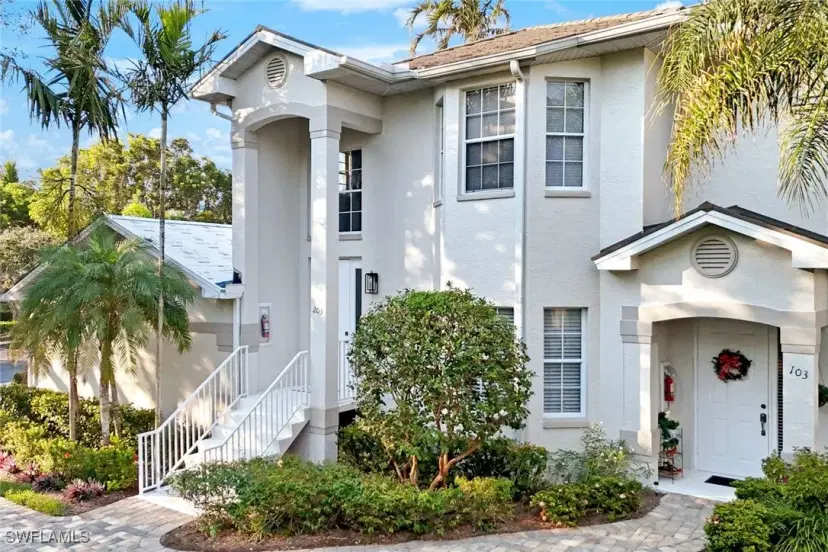 Picture of 5080 Yacht Harbor Cir 103, Naples FL 34112
