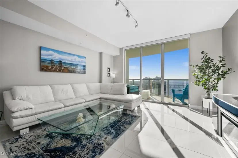 Picture of 3000 Oasis Grand Blvd 2903, Fort Myers FL 33916