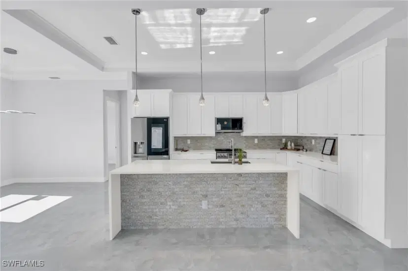 Picture of 4116 8Th St Sw, Lehigh Acres FL 33976