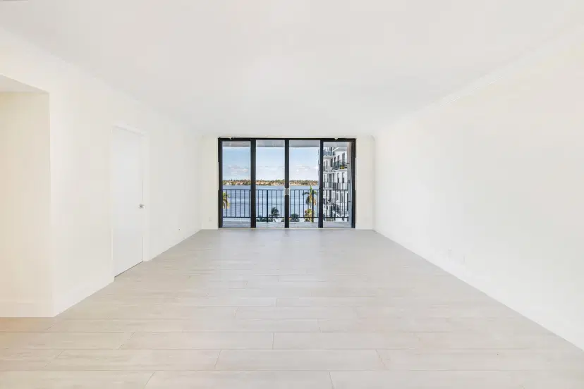 Picture of 3800 Washington Road 712, West Palm Beach FL 33405