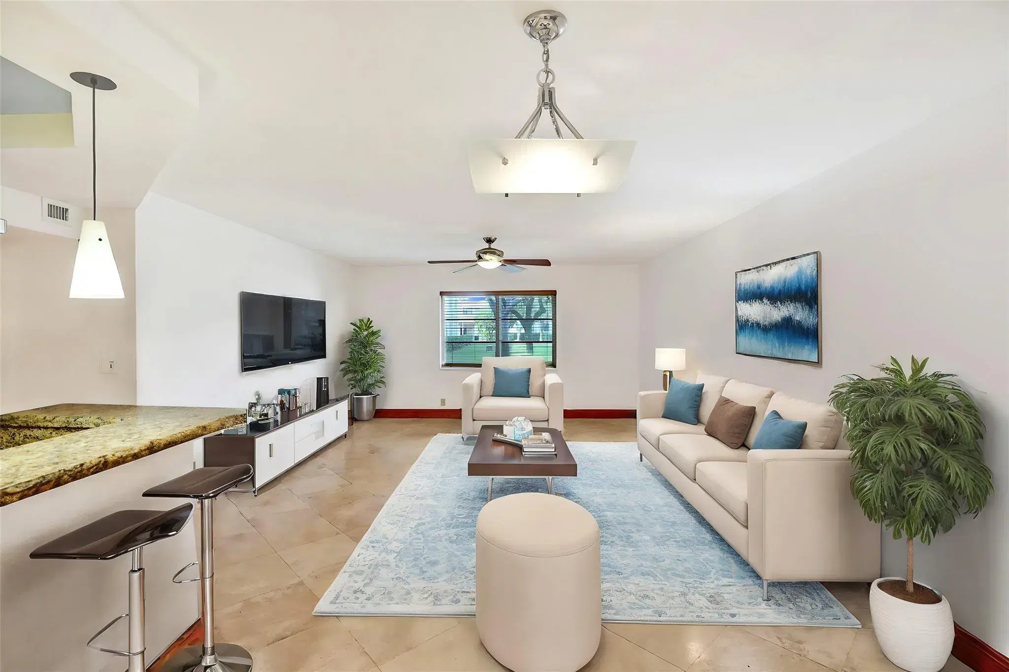 Picture of 124 NE 19Th Ct 101B, Wilton Manors, FL 33305