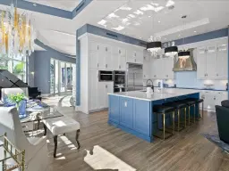 Picture of 13665 Vanderbilt Dr 201, Naples, FL 34110