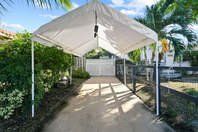Picture of 726 N E Street, Lake Worth Beach FL 33460
