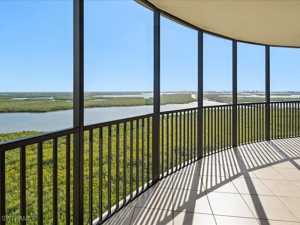 Picture of 1050 Borghese Ln 1905, Naples, FL 34114