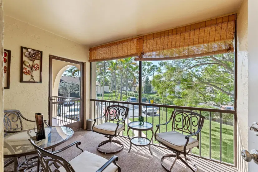 Picture of 230 Pine Hov Circle A-2, Greenacres FL 33463