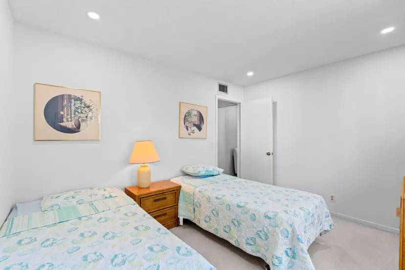 Picture of 230 Pine Hov Circle A-2, Greenacres FL 33463