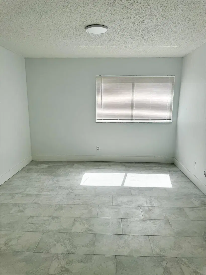 Picture of 12760 Vista Isles Dr 712, Plantation FL 33325