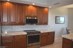 Picture of 4182 Bay Beach Ln 752, Fort Myers Beach, FL 33931