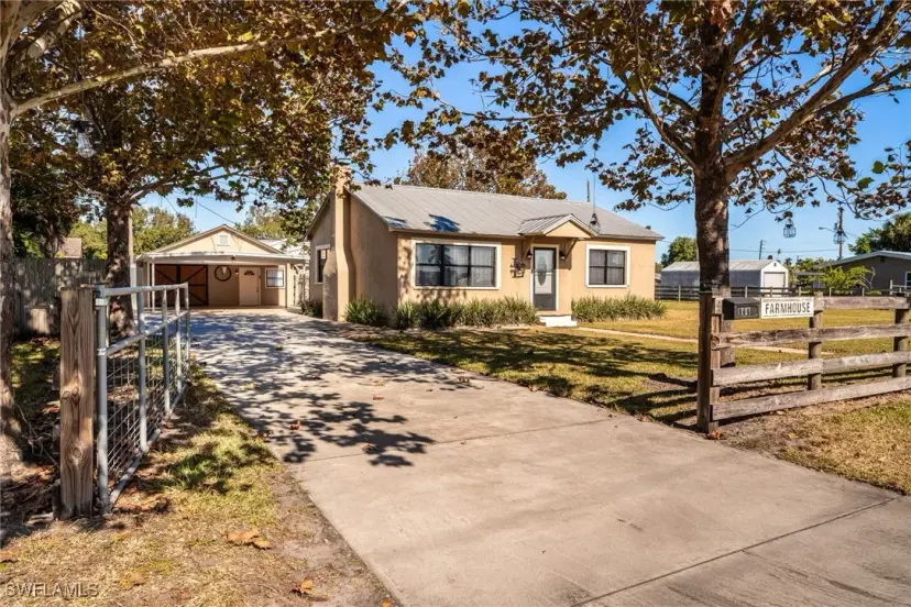 Picture of 337 W Pasadena Ave, Clewiston FL 33440