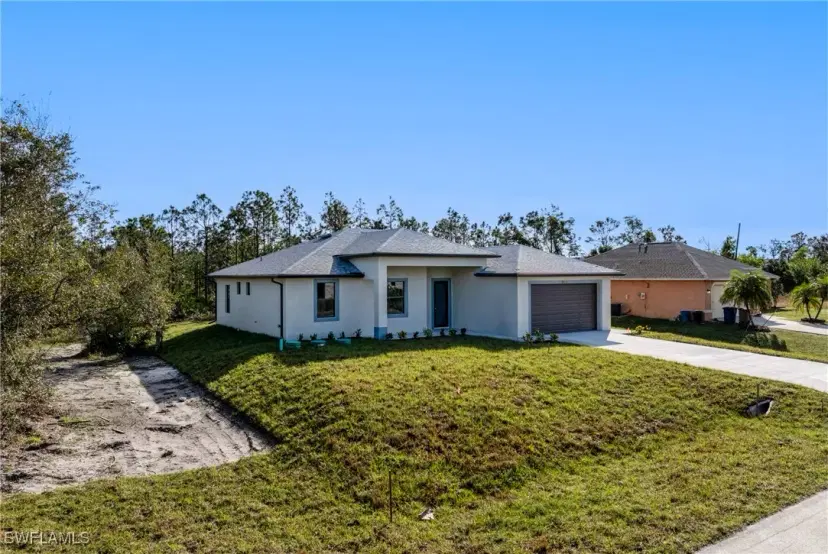 Picture of 1024 Chauncey Ave, Lehigh Acres FL 33971