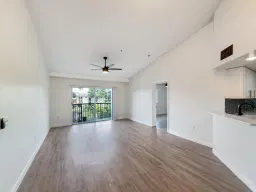 Picture of 4155 N Haverhill Road 1420, West Palm Beach, FL 33417