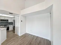 Picture of 4155 N Haverhill Road 1420, West Palm Beach, FL 33417