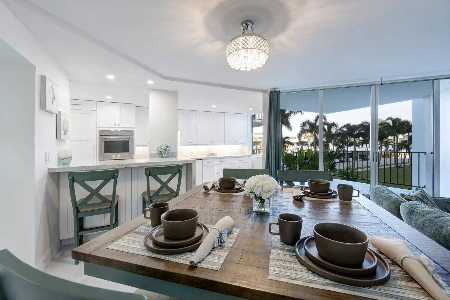 Picture of 3800 Washington Road 211, West Palm Beach, FL 33405