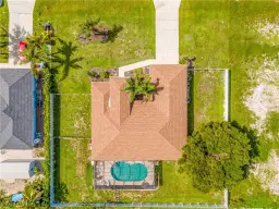 Picture of 1427 SW 2Nd St, Cape Coral, FL 33991