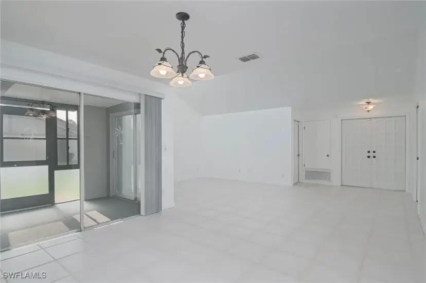 Picture of 9833 Maplecrest Cir, Lehigh Acres FL 33936