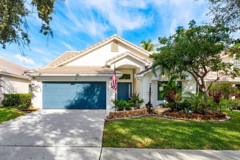 Picture of 1071 Delray Lakes Drive, Delray Beach FL 33444