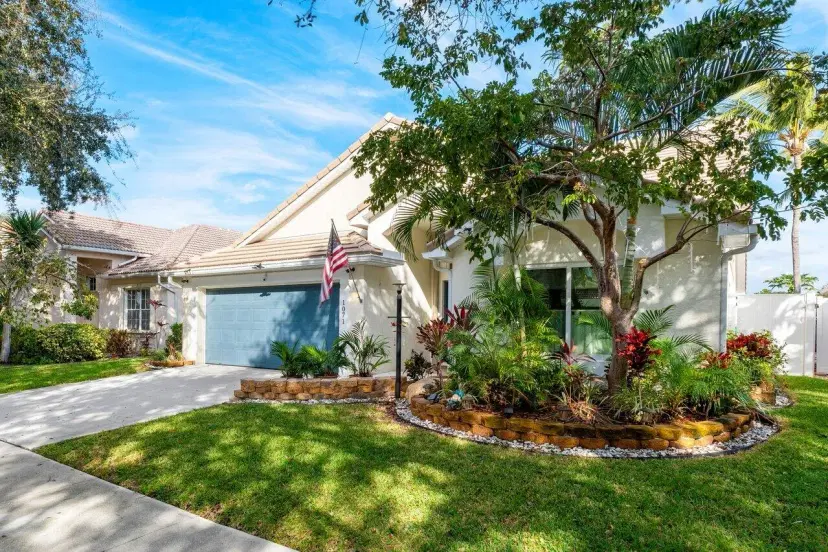 Picture of 1071 Delray Lakes Drive, Delray Beach FL 33444