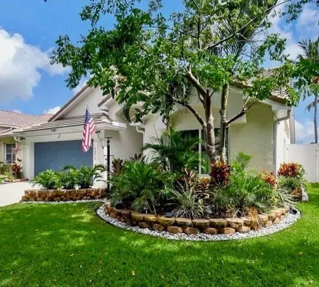 Picture of 1071 Delray Lakes Drive, Delray Beach FL 33444
