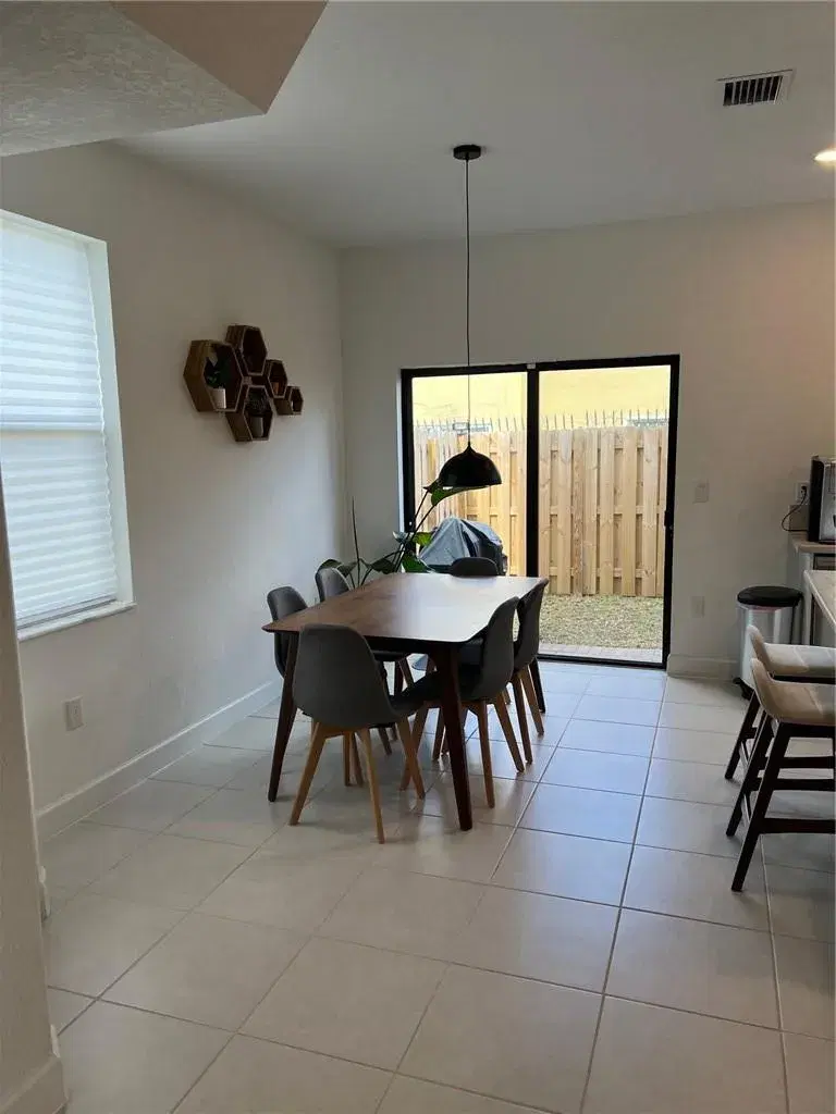 Picture of 801 NE 211 Street, Miami FL 33179