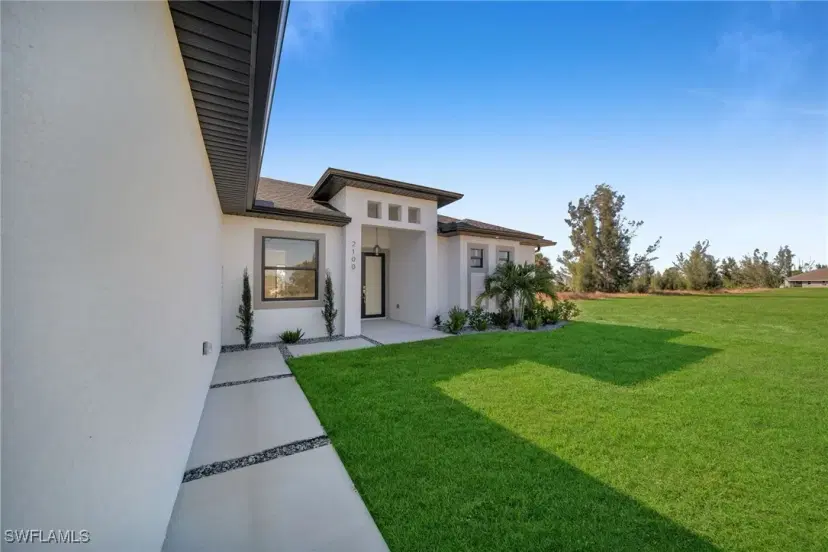 Picture of 2100 NW 21St St, Cape Coral FL 33993